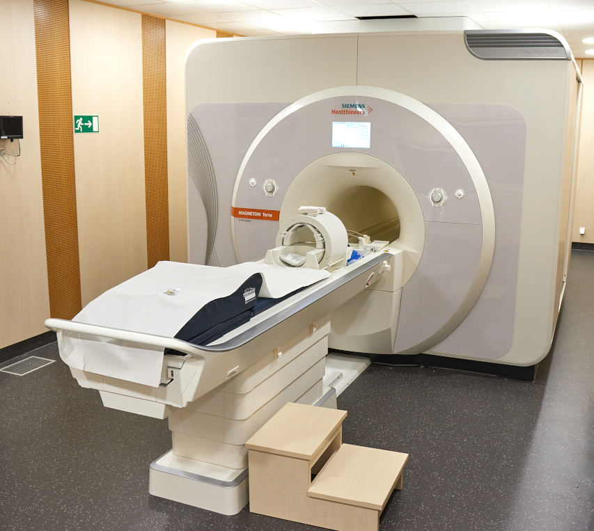 The 7T MRI scanner